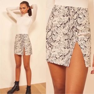 Reformation | Margoth Snake Print Mini skirt US 12